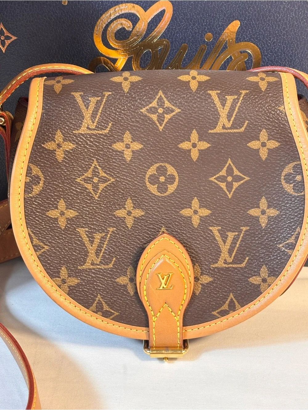 Gorgeous Louis Vuitton Tambourin